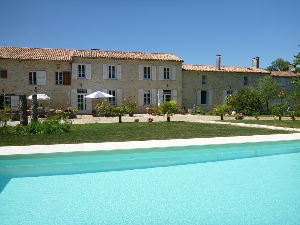 Domaine Du Papillon Bed & Breakfast Lesparre-Médoc Екстериор снимка