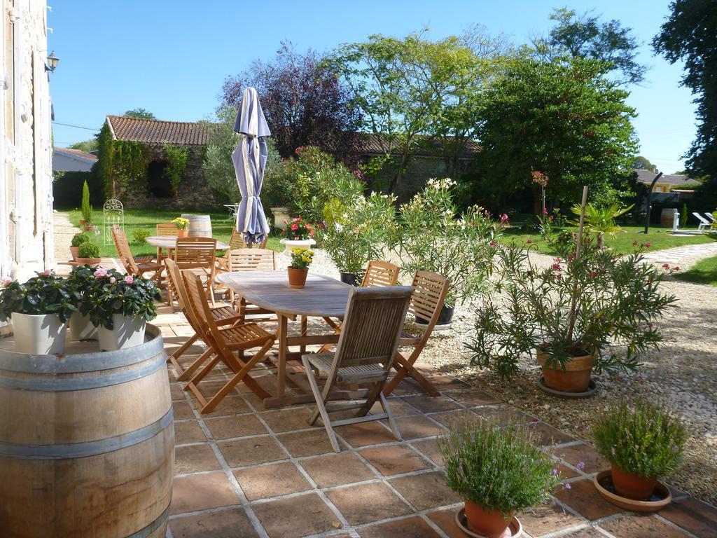 Domaine Du Papillon Bed & Breakfast Lesparre-Médoc Екстериор снимка