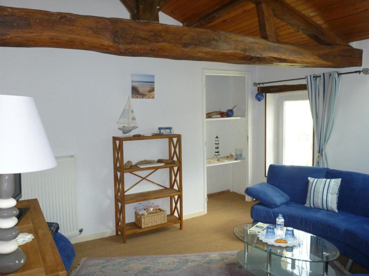 Domaine Du Papillon Bed & Breakfast Lesparre-Médoc Екстериор снимка